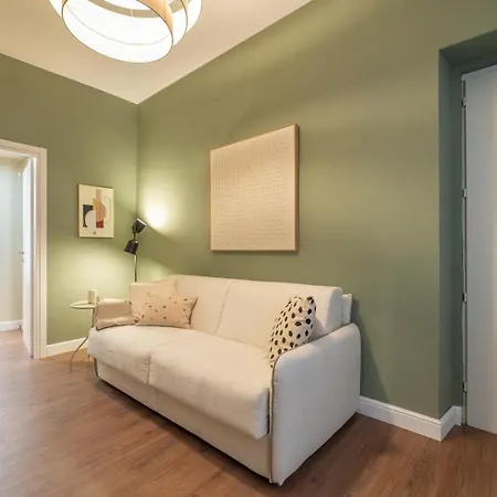 Trilo Superior Vicino Stazione Metro Atp Appartamento